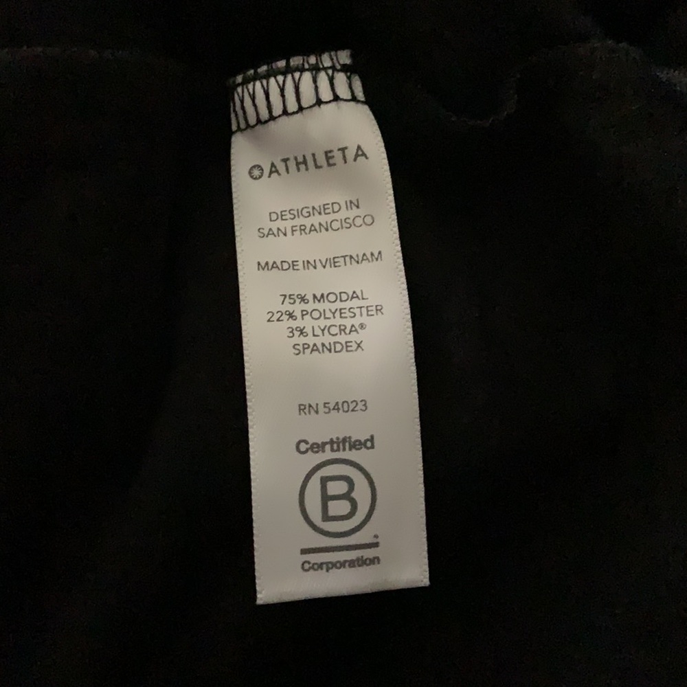 ATHLETA Purana Wrap Sweatshirt NWT - Picture 6 of 6